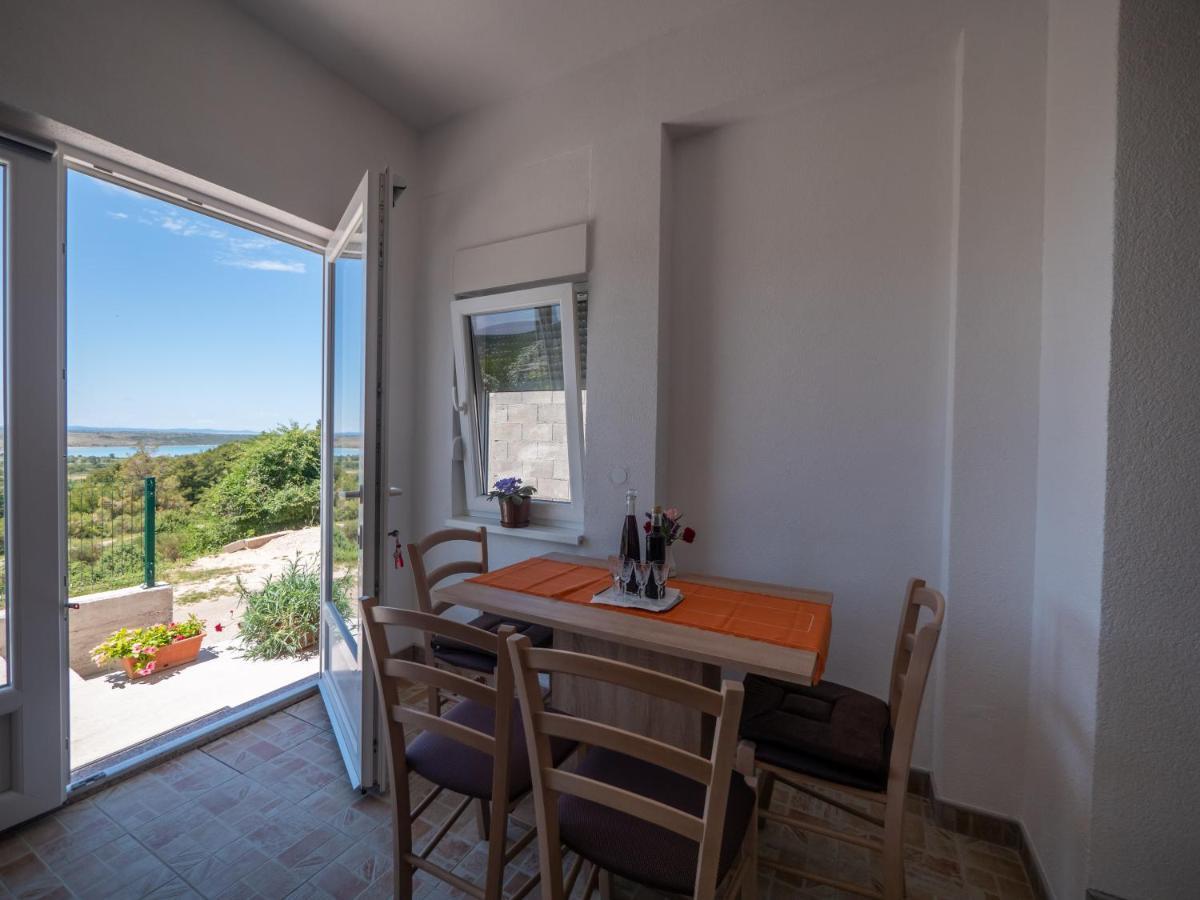 Apartments Tri Mora Ražanac Kültér fotó