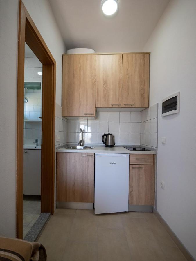 Apartments Tri Mora Ražanac Kültér fotó
