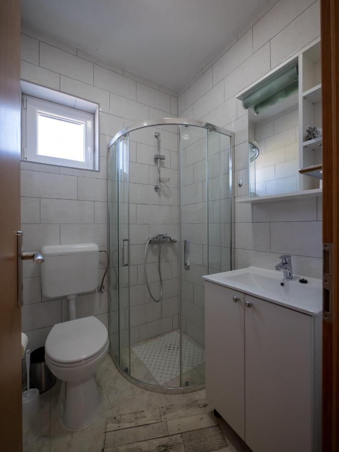 Apartments Tri Mora Ražanac Kültér fotó