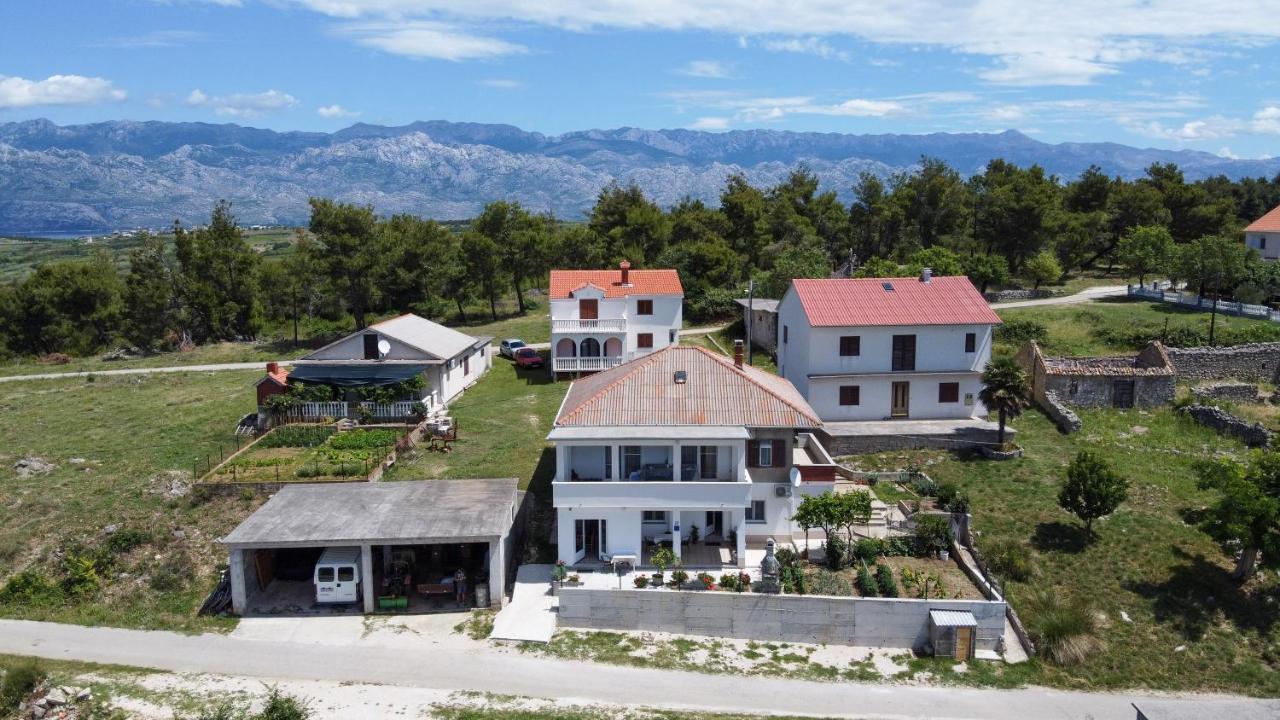 Apartments Tri Mora Ražanac Kültér fotó