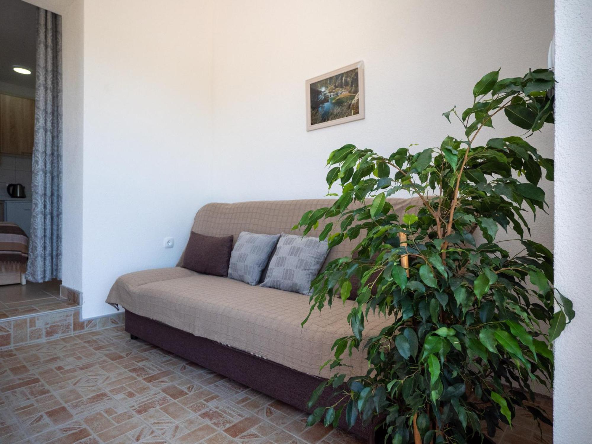 Apartments Tri Mora Ražanac Szoba fotó